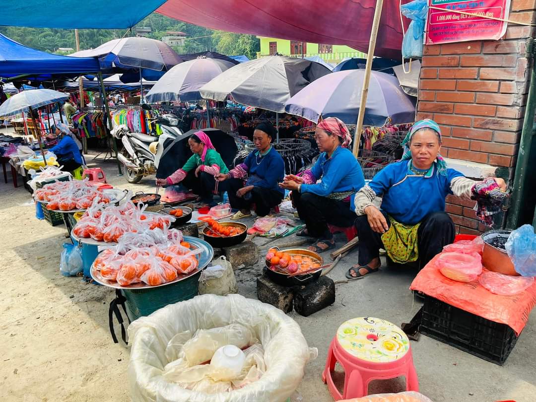 Sapa - Bac Ha Market Sapa - Bac Ha Market