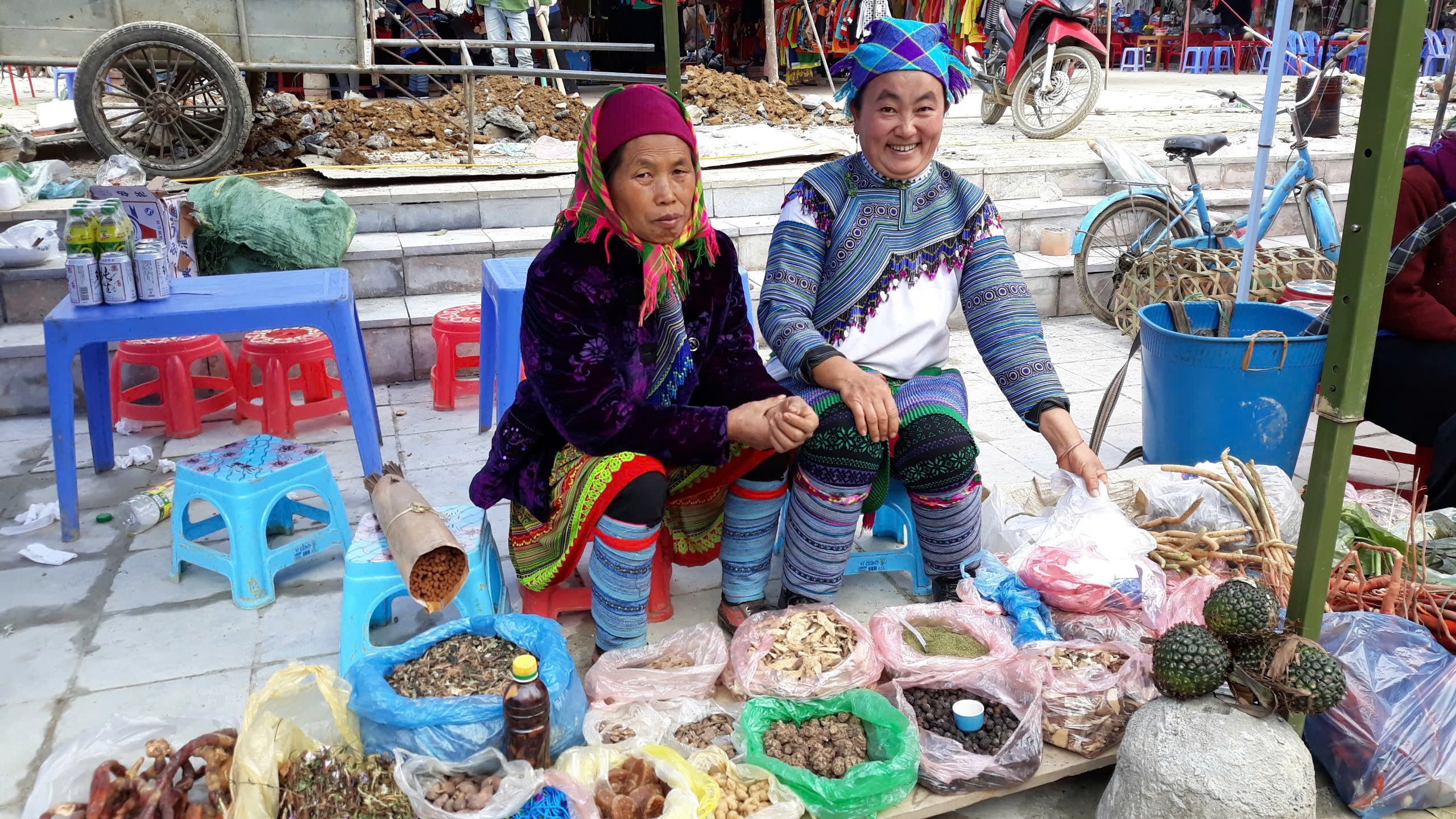 Sapa - Bac Ha Market Sapa - Bac Ha Market