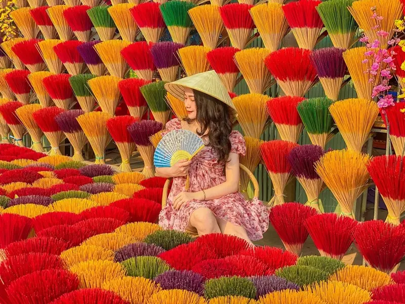 Ha Noi to Incense & Conical Hat Village Ha Noi to Incense & Conical Hat Village